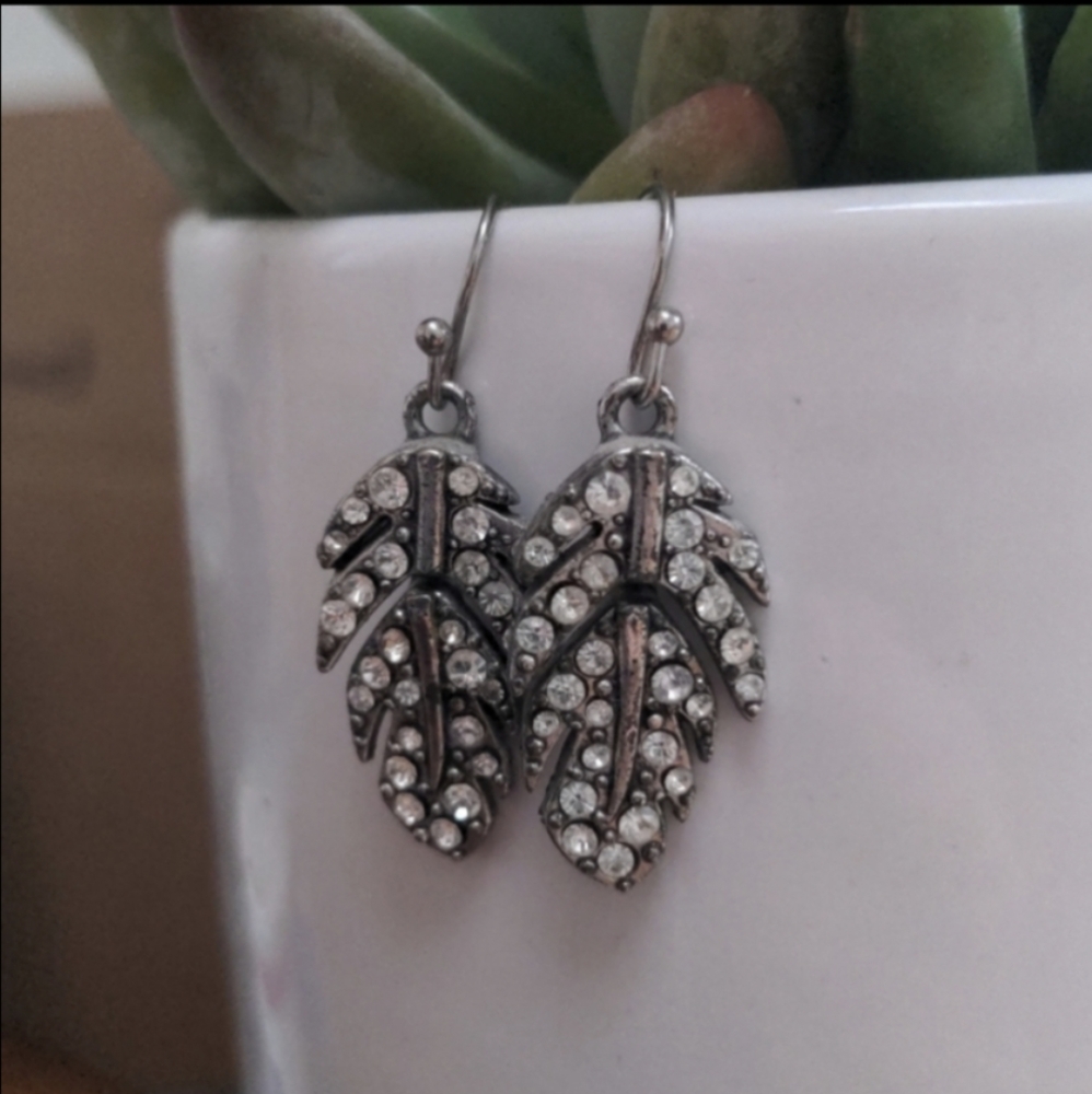 AEO Silver Feather / Leaf Earrings